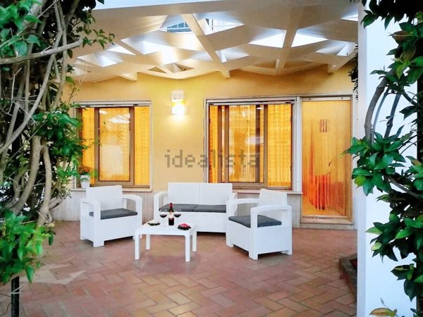 casa indipendente in vendita ad Alcamo in zona Alcamo Marina