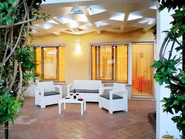 casa indipendente in vendita ad Alcamo in zona Centro Città