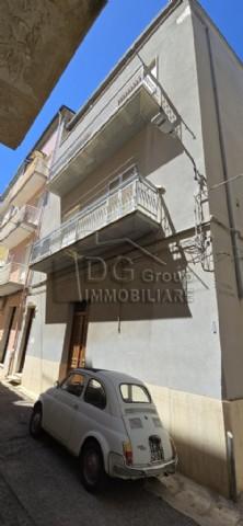 casa indipendente in vendita ad Alcamo in zona Centro Città