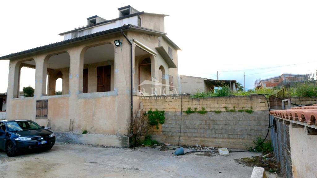casa indipendente in vendita ad Alcamo