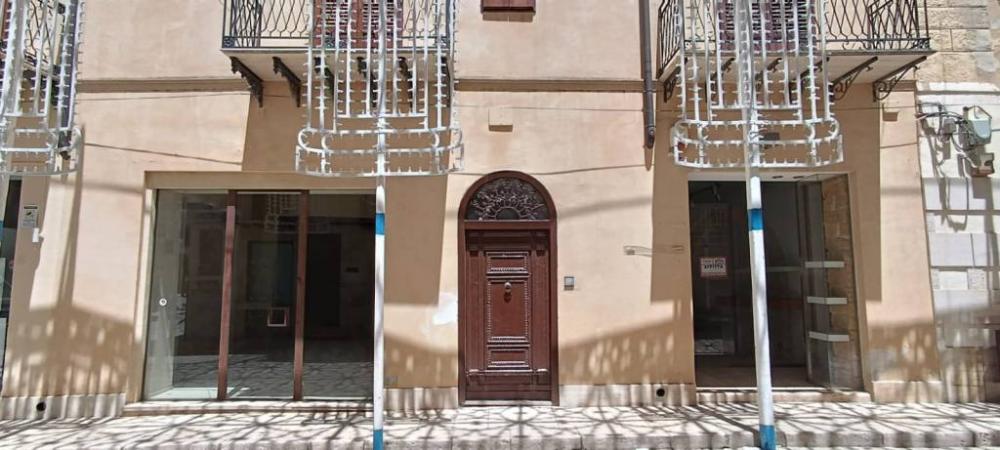 appartamento in vendita ad Alcamo in zona Centro Città