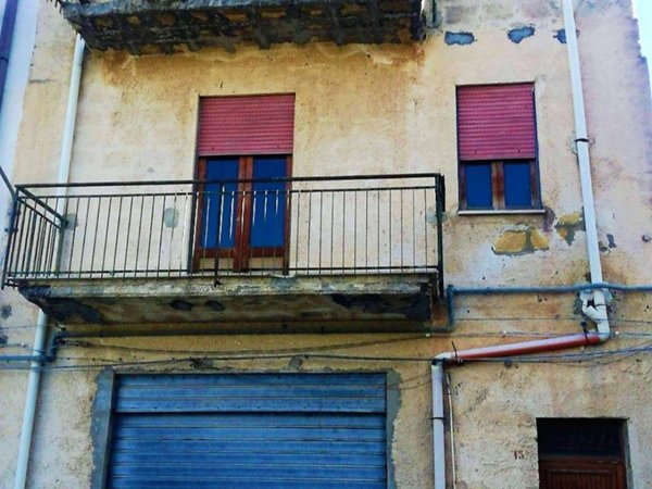 casa indipendente in vendita ad Alcamo