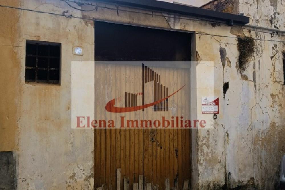 negozio in vendita ad Alcamo