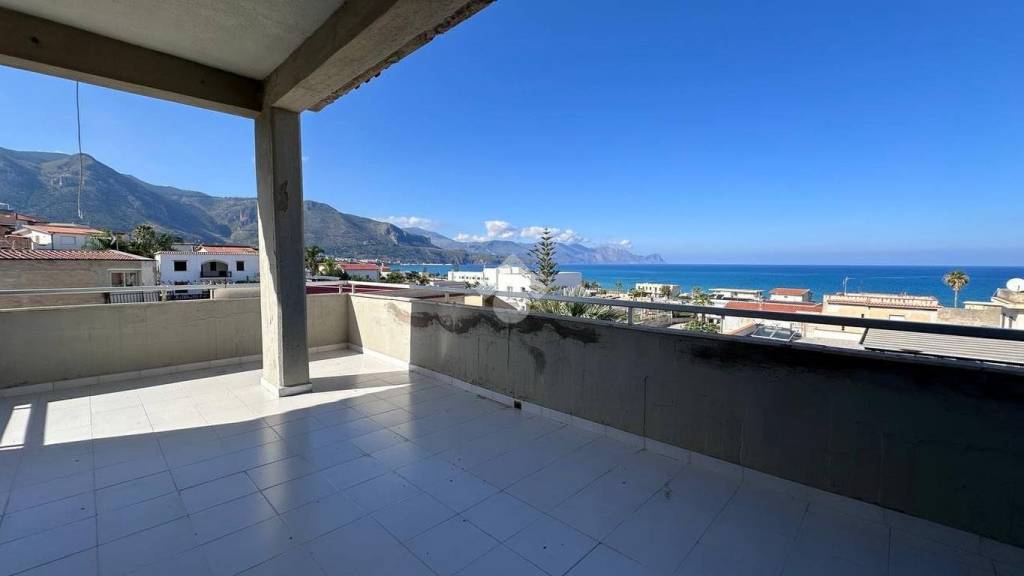 appartamento in vendita ad Alcamo in zona Alcamo Marina