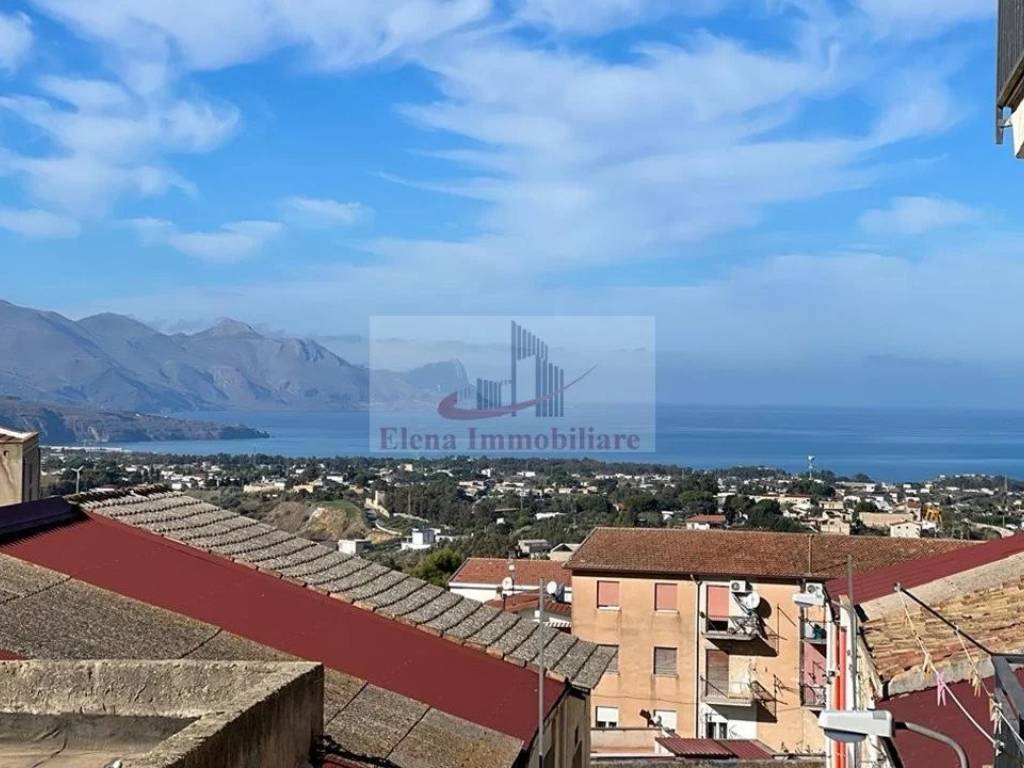 casa indipendente in vendita ad Alcamo