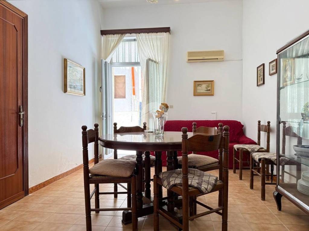 appartamento in vendita ad Alcamo in zona Centro Città