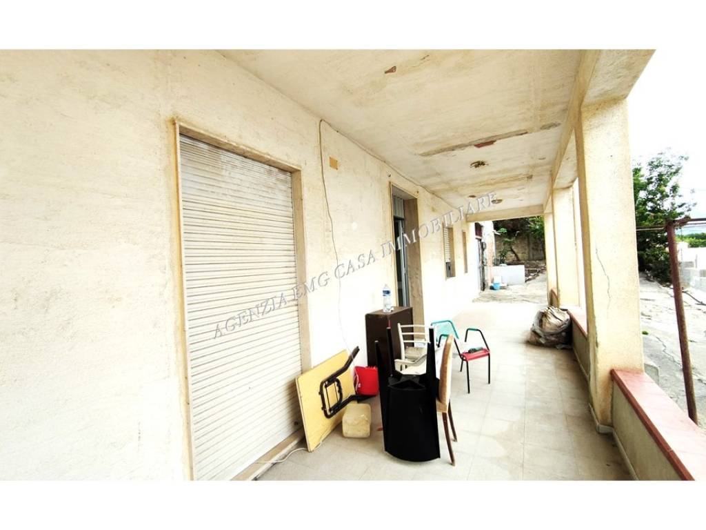 casa indipendente in vendita ad Alcamo in zona Alcamo Marina