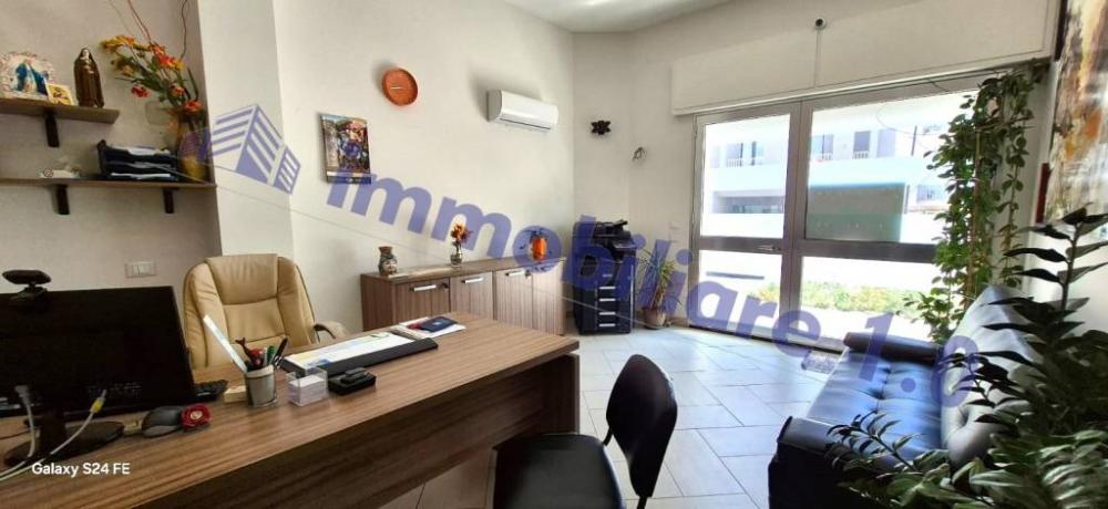 negozio in vendita ad Alcamo