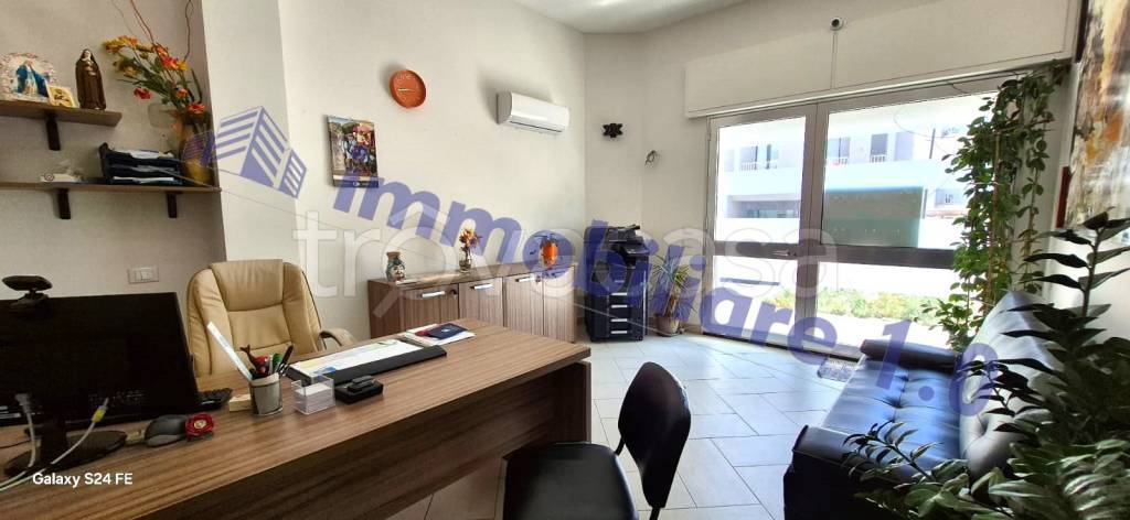 negozio in vendita ad Alcamo