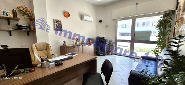 locale commerciale in vendita ad Alcamo