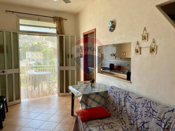 casa indipendente in vendita ad Alcamo in zona Alcamo Marina