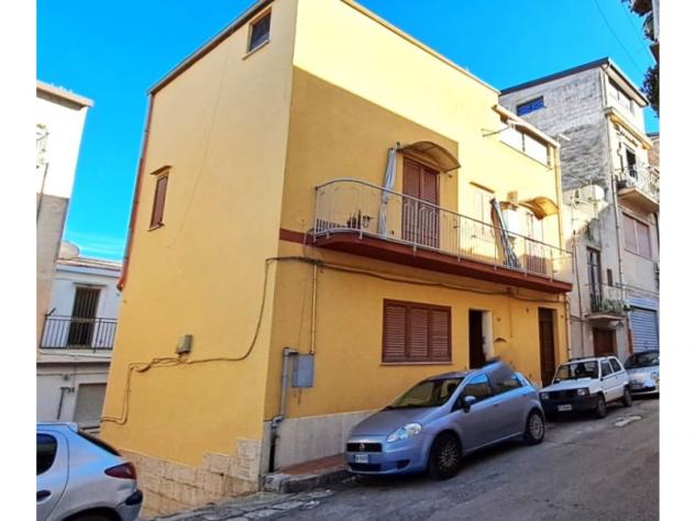 appartamento in vendita ad Alcamo in zona Centro Città