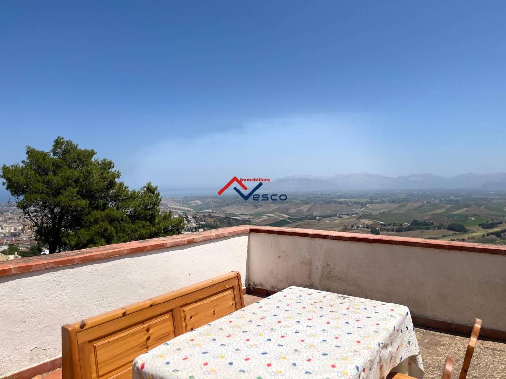 casa indipendente in vendita ad Alcamo