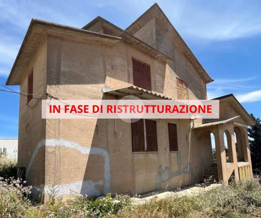 casa indipendente in vendita ad Alcamo