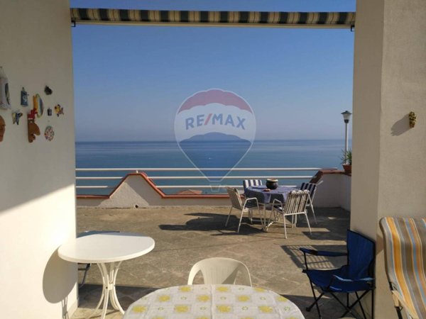 casa indipendente in vendita ad Alcamo in zona Alcamo Marina