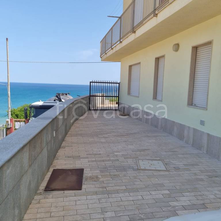 appartamento in vendita ad Alcamo in zona Alcamo Marina