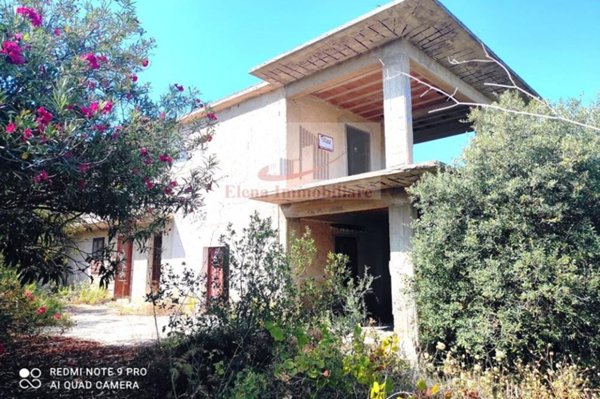 casa indipendente in vendita ad Alcamo in zona Alcamo Marina