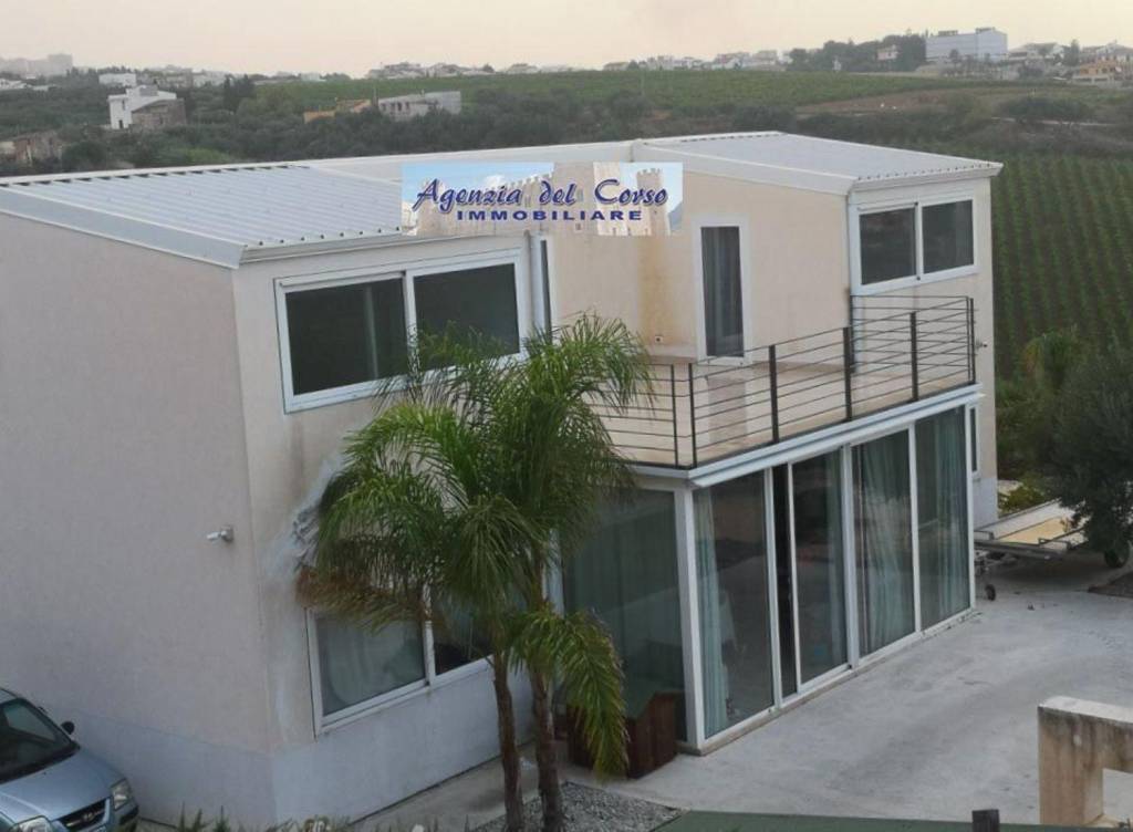 casa indipendente in vendita ad Alcamo