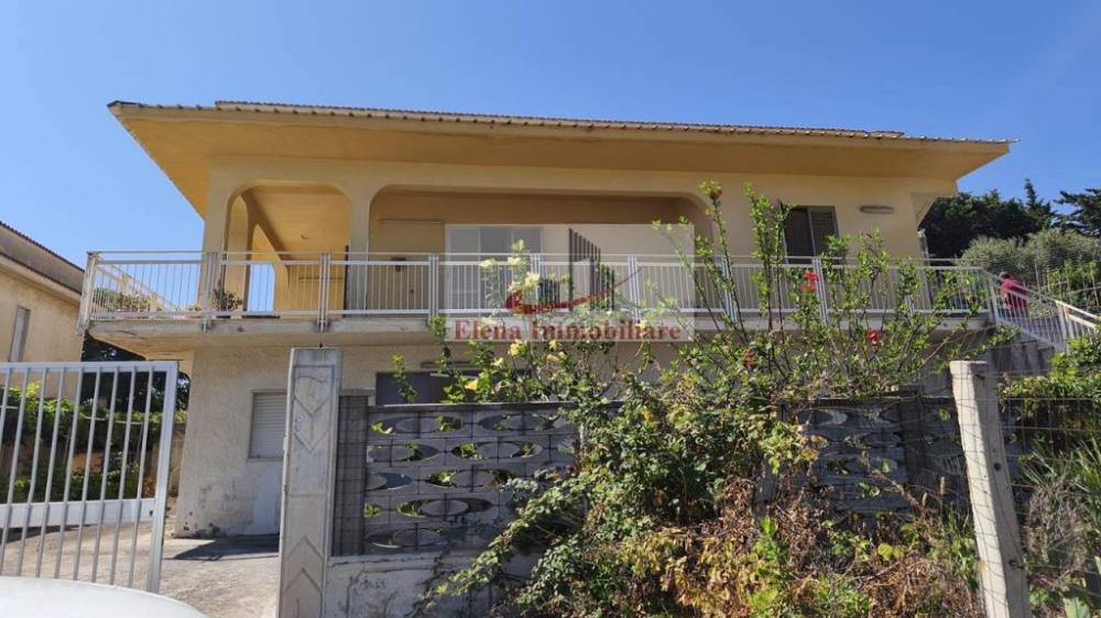 casa indipendente in vendita ad Alcamo in zona Alcamo Marina