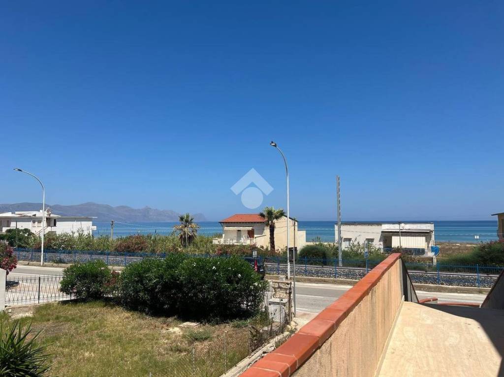 appartamento in vendita ad Alcamo in zona Alcamo Marina