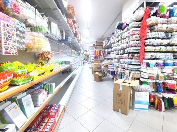 negozio in vendita ad Alcamo