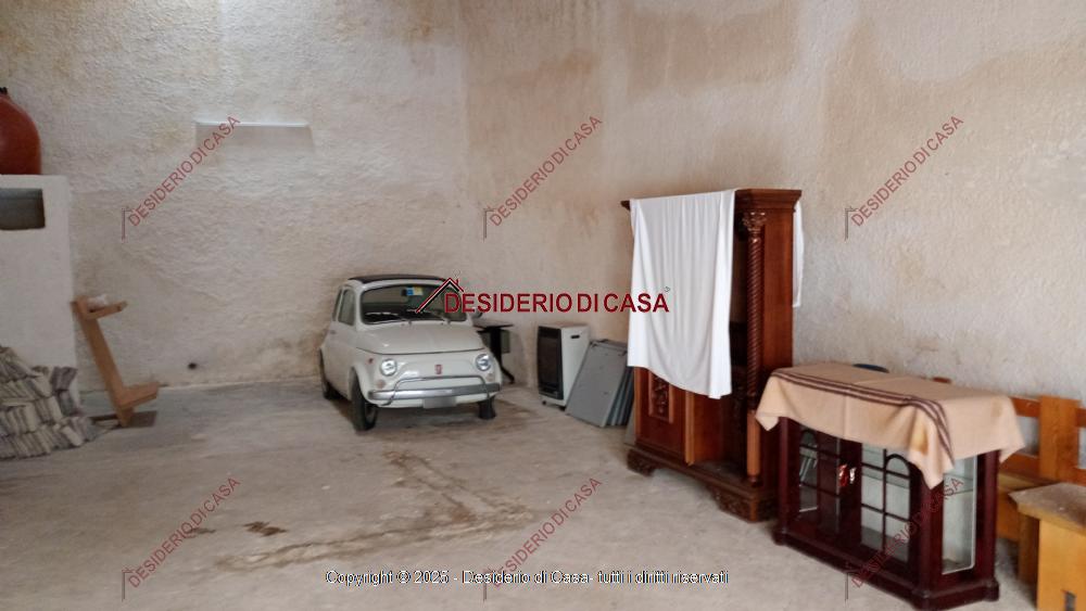 negozio in vendita ad Alcamo