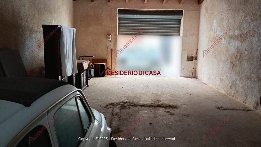 negozio in vendita ad Alcamo