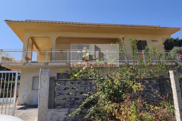 casa indipendente in vendita ad Alcamo in zona Alcamo Marina