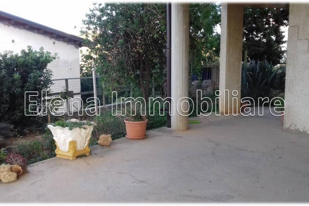casa indipendente in vendita ad Alcamo