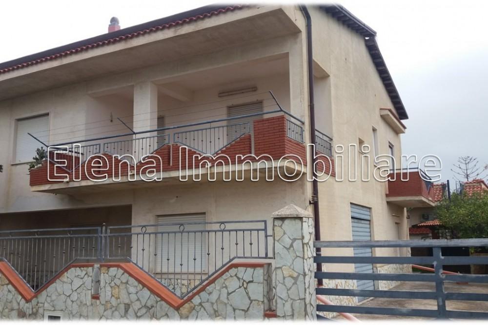casa indipendente in vendita ad Alcamo