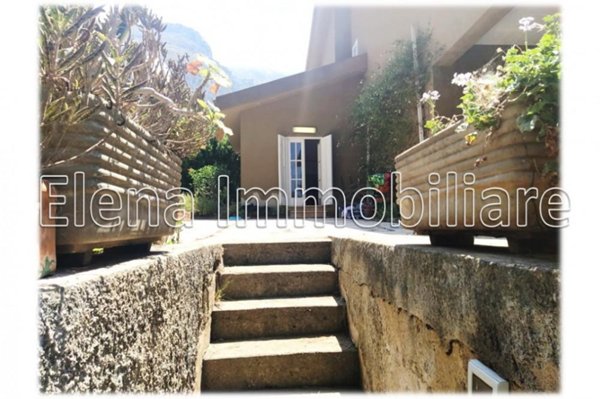 casa indipendente in vendita ad Alcamo