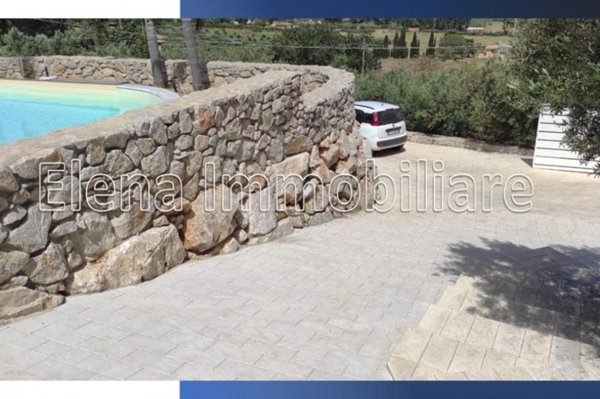 casa indipendente in vendita ad Alcamo