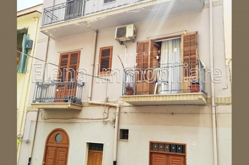 casa indipendente in vendita ad Alcamo