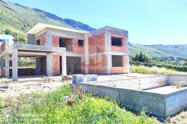 casa indipendente in vendita ad Alcamo