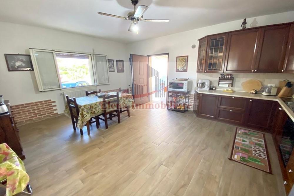 casa indipendente in vendita ad Alcamo in zona Alcamo Marina
