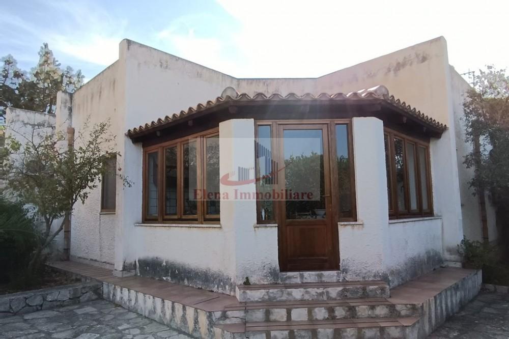 casa indipendente in vendita ad Alcamo