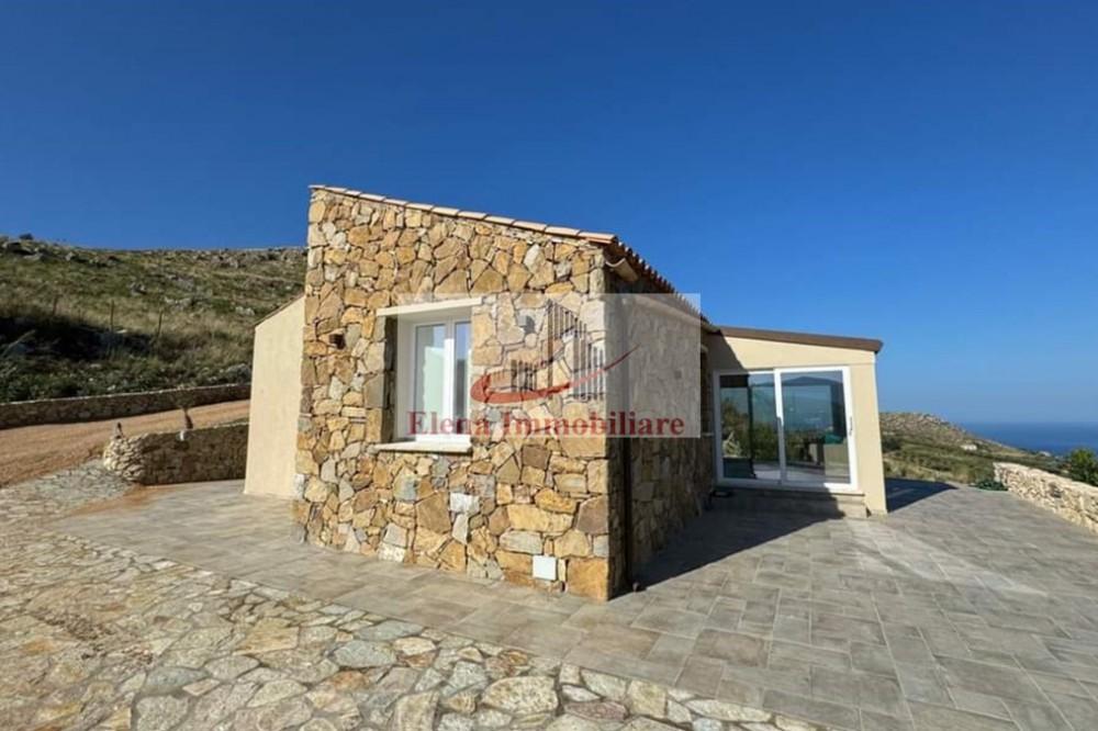 casa indipendente in vendita ad Alcamo