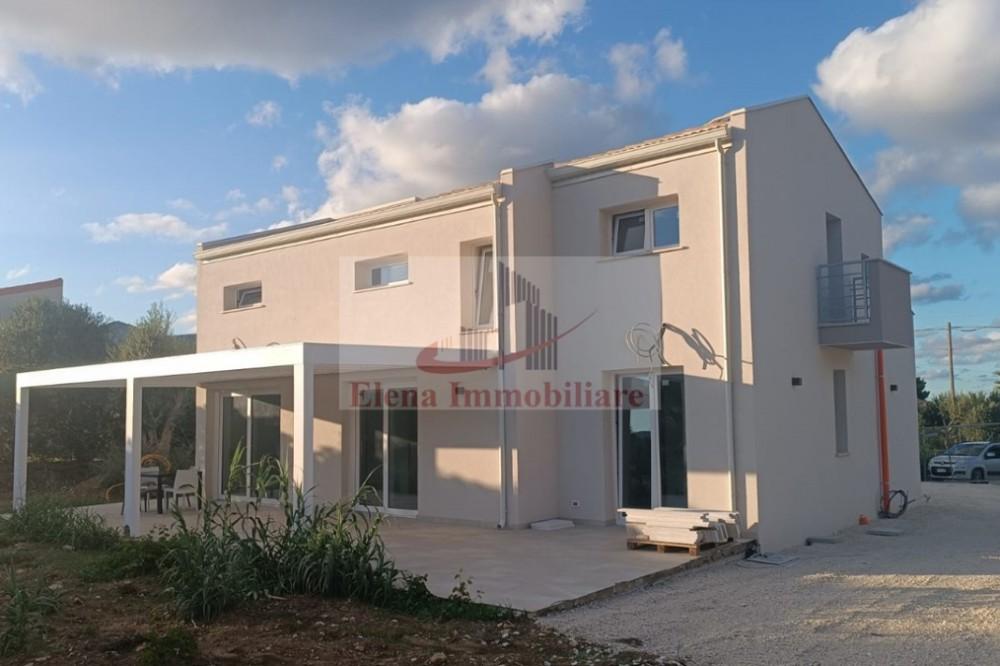 casa indipendente in vendita ad Alcamo