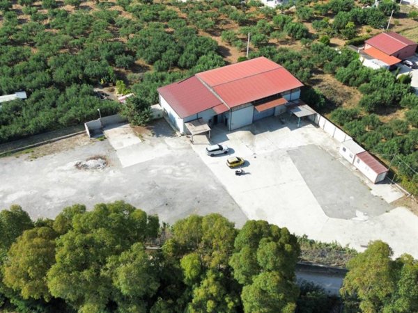 locale commerciale in vendita ad Alcamo in zona Alcamo Marina