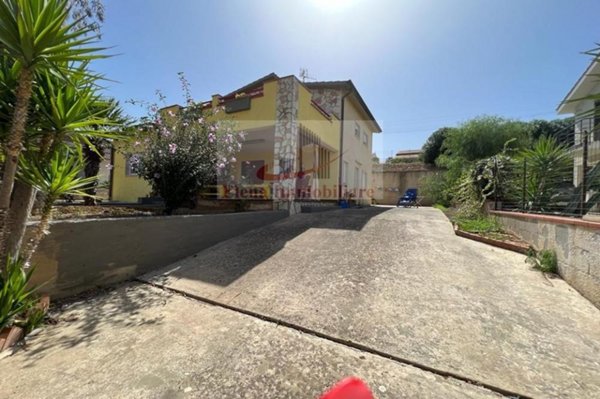 casa indipendente in vendita ad Alcamo in zona Alcamo Marina