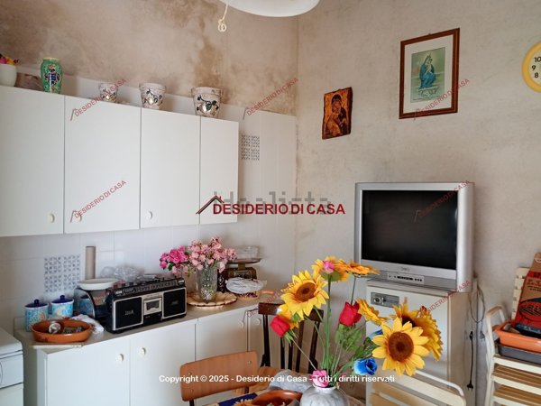 casa indipendente in vendita ad Alcamo in zona Alcamo Marina