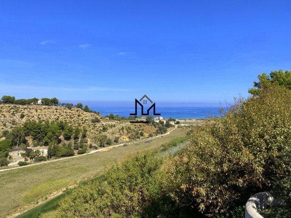 casa indipendente in vendita ad Alcamo in zona Alcamo Marina