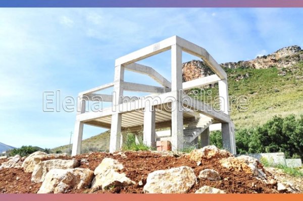 casa indipendente in vendita ad Alcamo