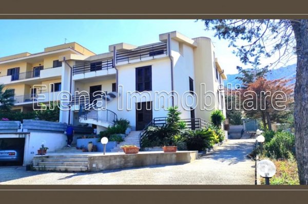 casa indipendente in vendita ad Alcamo