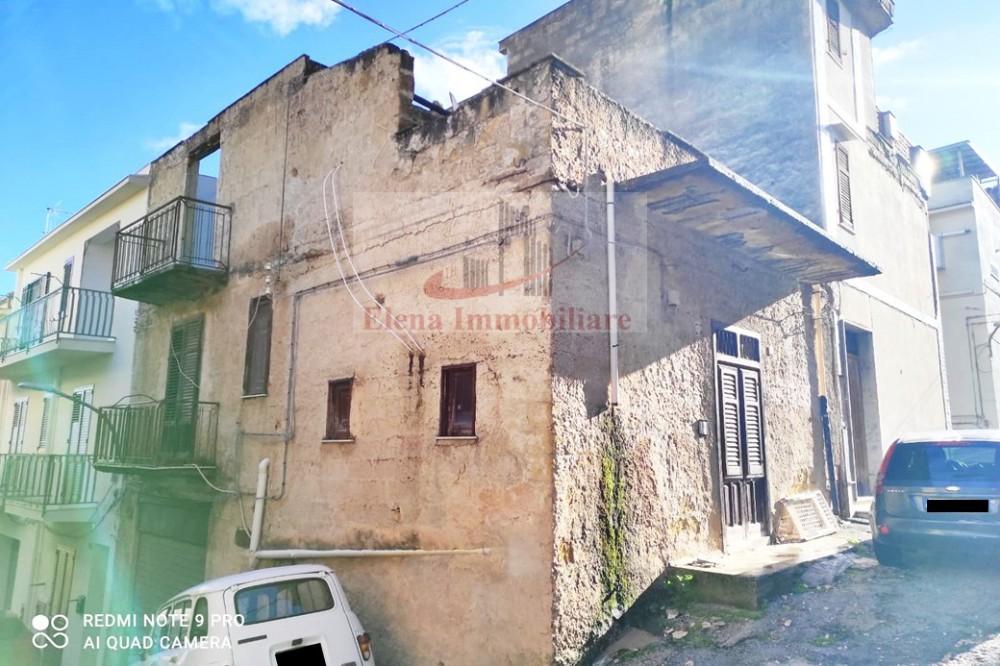 casa indipendente in vendita ad Alcamo