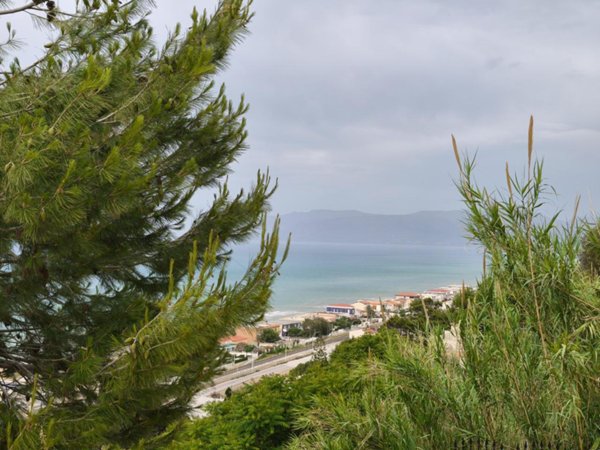 casa indipendente in vendita ad Alcamo in zona Alcamo Marina
