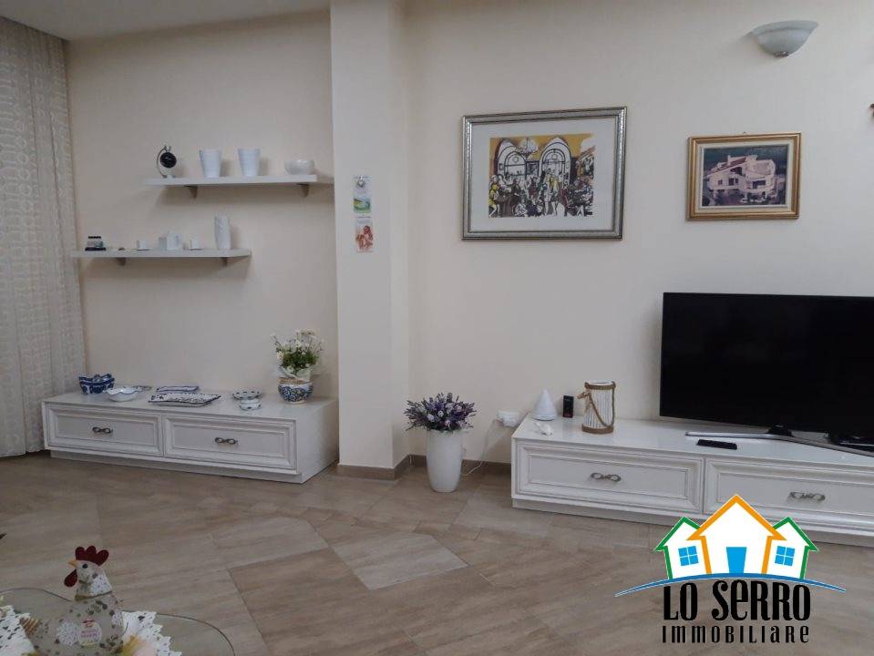 casa indipendente in vendita ad Alcamo in zona Alcamo Marina