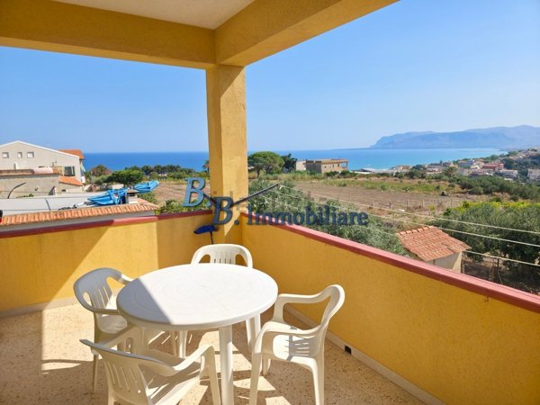 casa indipendente in vendita ad Alcamo