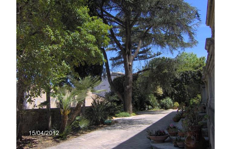casa indipendente in vendita ad Alcamo in zona Alcamo Marina