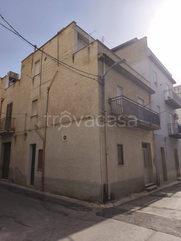 casa indipendente in vendita ad Alcamo